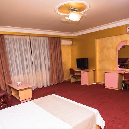 Nor Dzoraberd Hotel Complex Yerevan Exterior photo