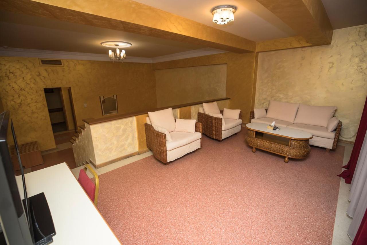 Nor Dzoraberd Hotel Complex Yerevan Exterior photo