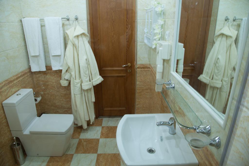 Nor Dzoraberd Hotel Complex Yerevan Exterior photo